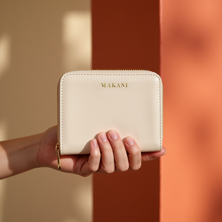 _Passt in jede Handtasche