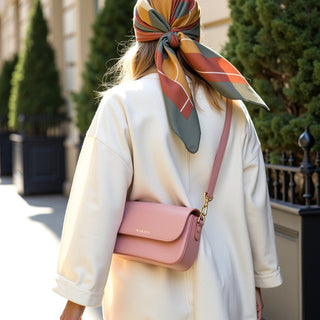 _Längenverstellbarer Gurt: Kurz oder Crossbody tragbar