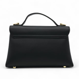 _Kurzer Henkel für elegante Abende