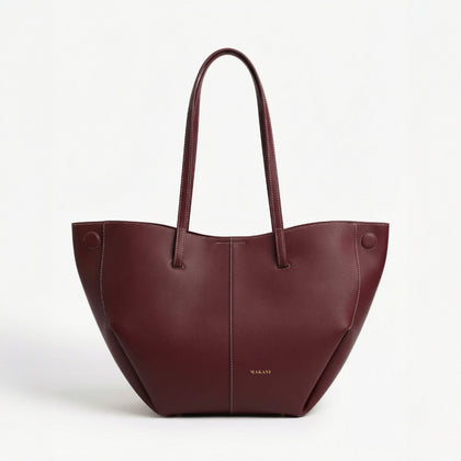 _+ zusätzliche Pouche in der Tasche